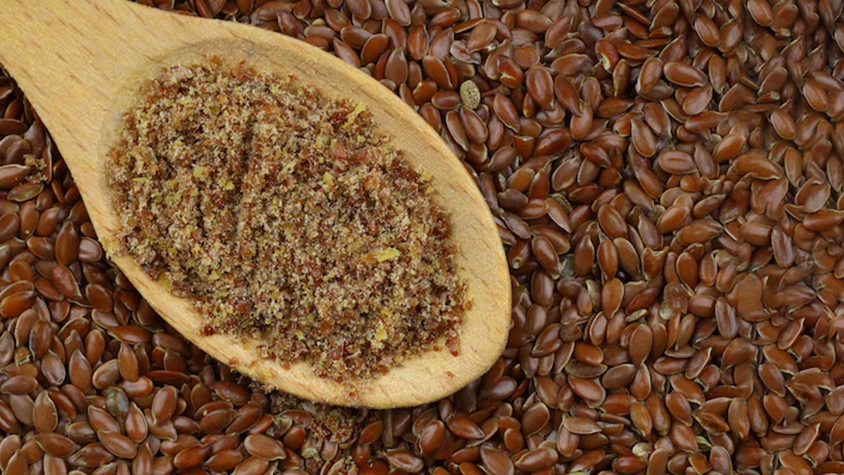 5 Health Benefits of Powdered Flax Seeds For Weight Loss