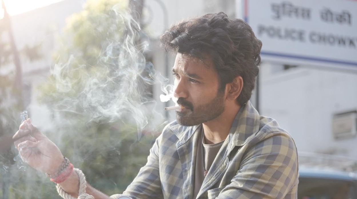 tere ishq mein dhanush