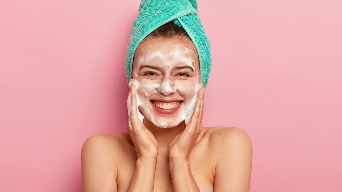 How To Choose A Face Wash For Your Skin Type
