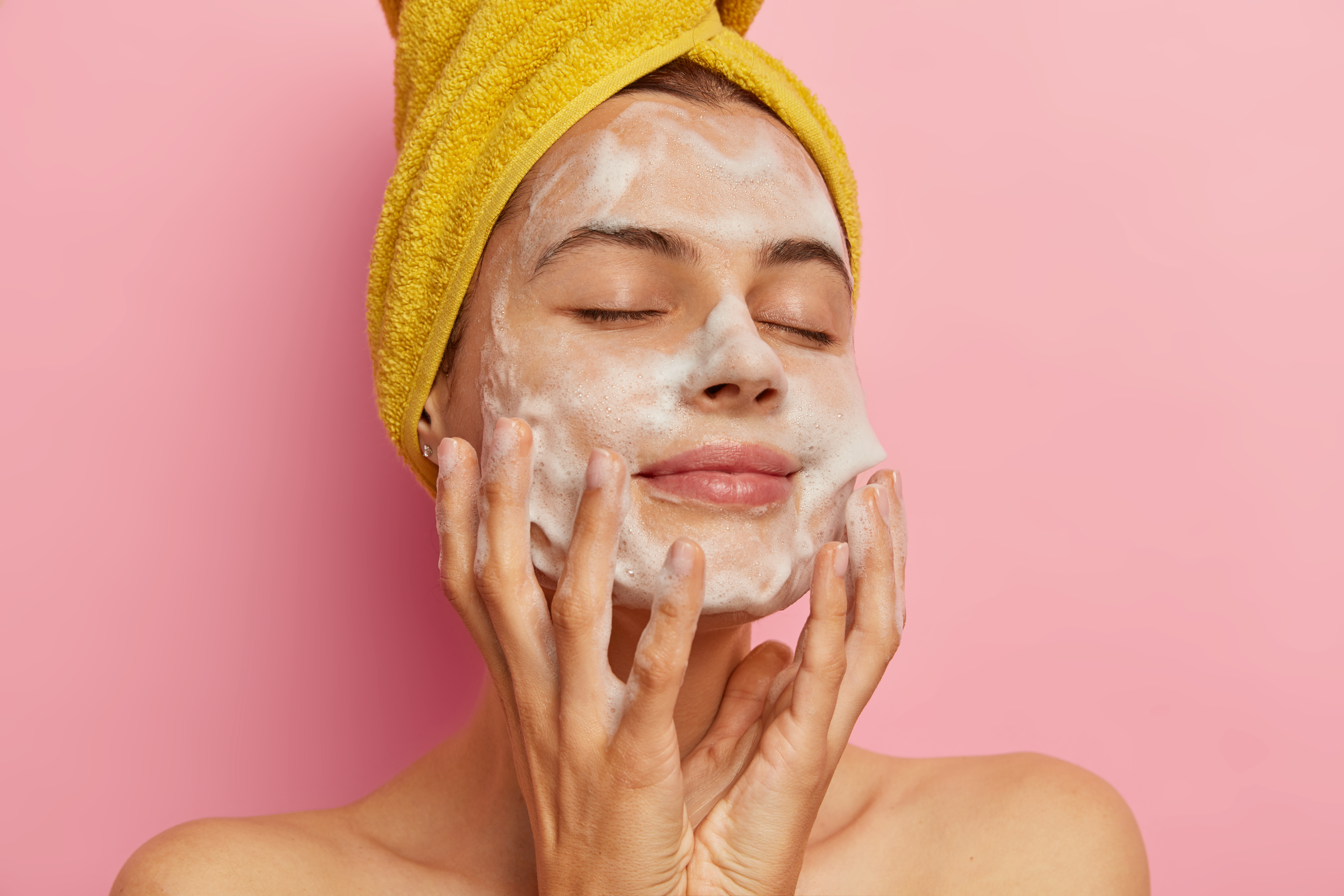How To Choose A Face Wash For Oily Skin