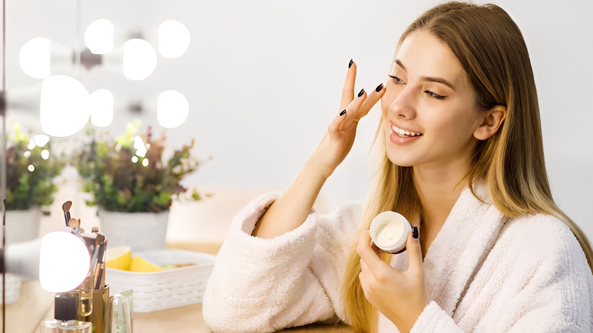 Valentine’s Day Prep 2026: 5 Ways To Keep Your Skin Glowing & Hydrated