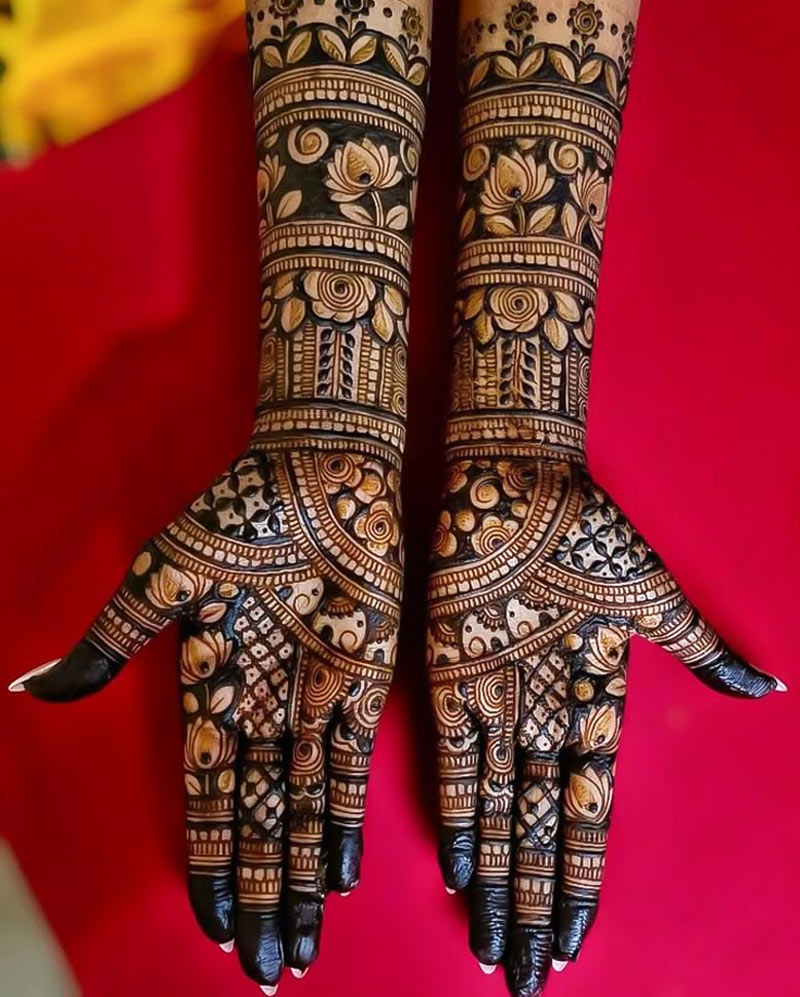 6 Beautiful Royal Front Hand Mehndi Designs Of 2026 | Herzindagi