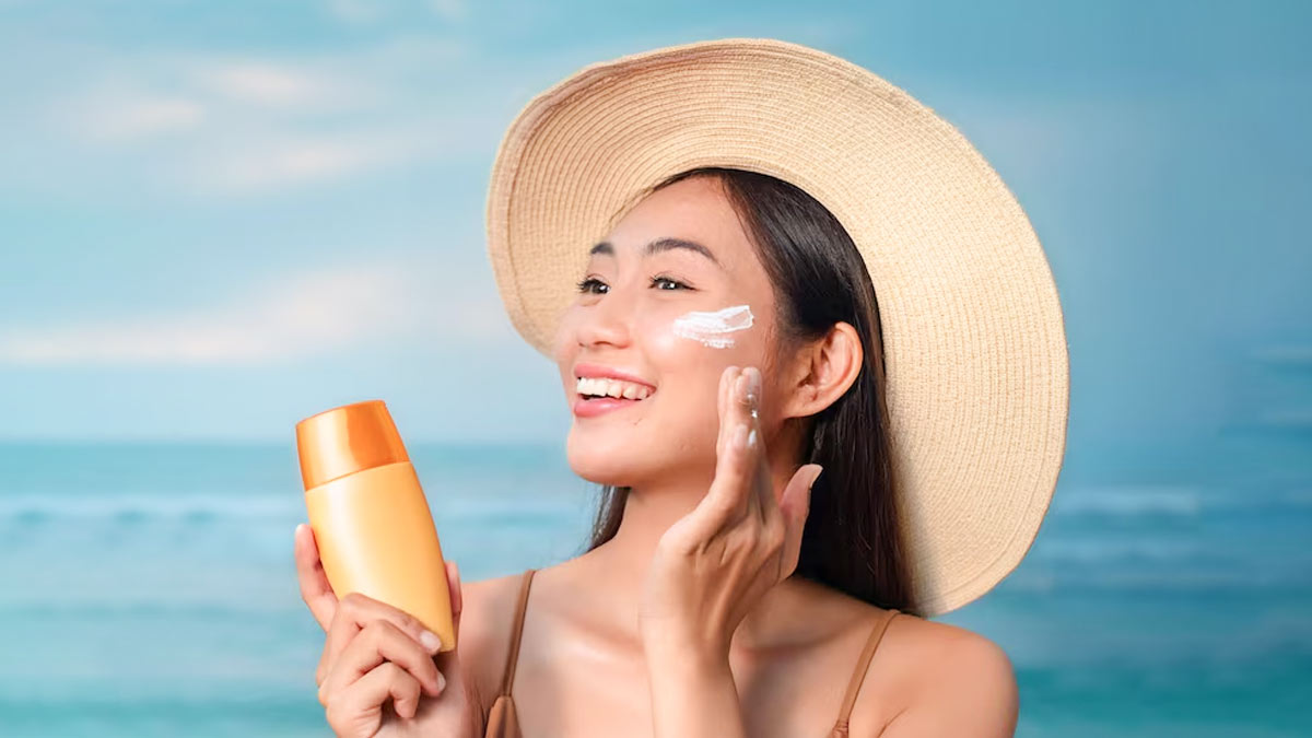 5 Best Sunscreens For Combination And Sensitive Skin That Won’t Cause Irritation