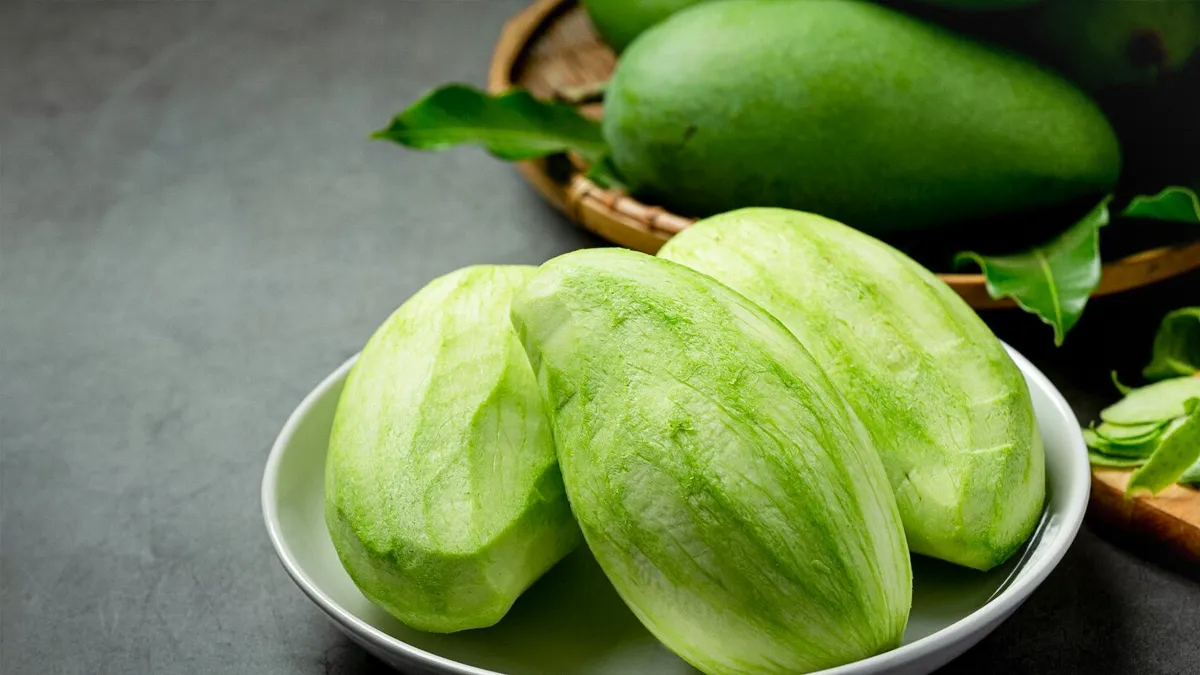 5 Raw Mango Dishes To Try This Summer | Herzindagi
