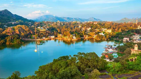 Why Is Mount Abu Perfect For A Summer Vacation?