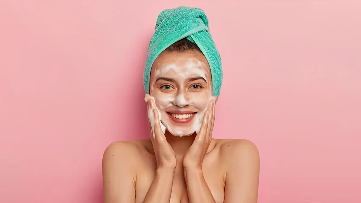 Top 5 Face Washes For Sensitive And Redness-Prone Skin That Calm Irritation