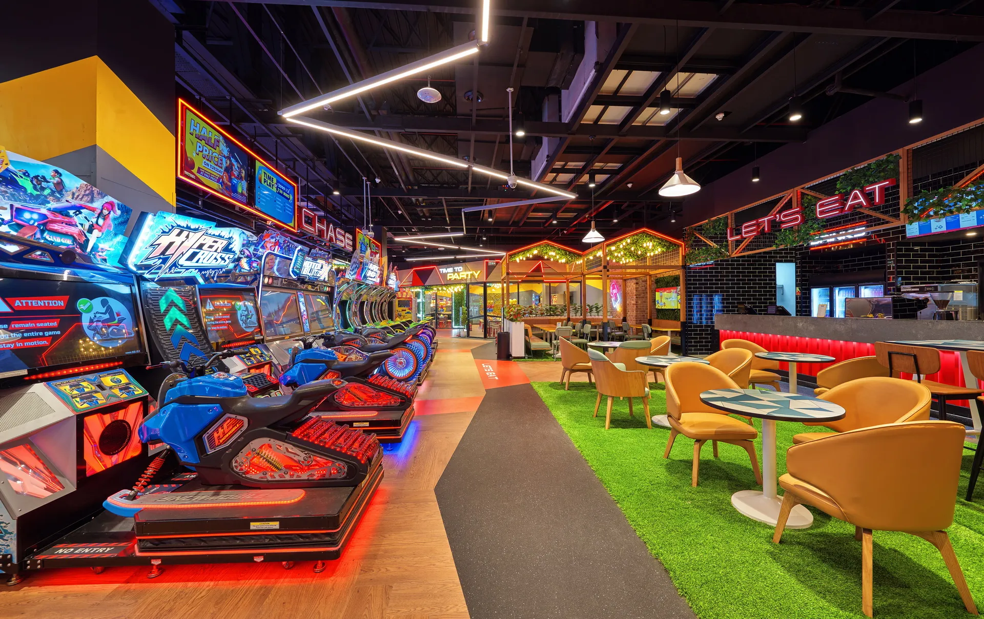 Timezone - Inorbit Mall - Malad W - 020 - Small Size