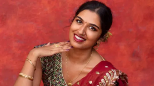 Hariyali Teej makeup tips for humid weather