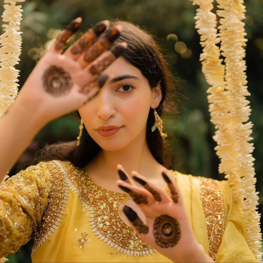 mehendi close up 