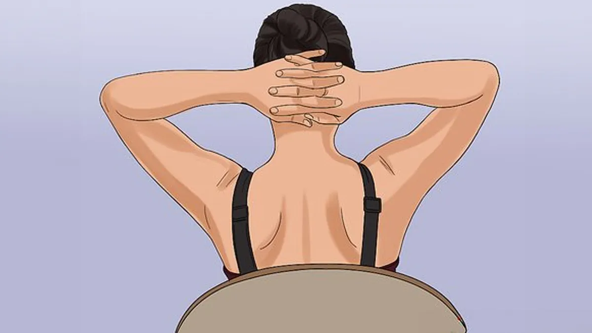 Beat the Afternoon Slump: This 30-Second Desk Stretch Fixes Slouching