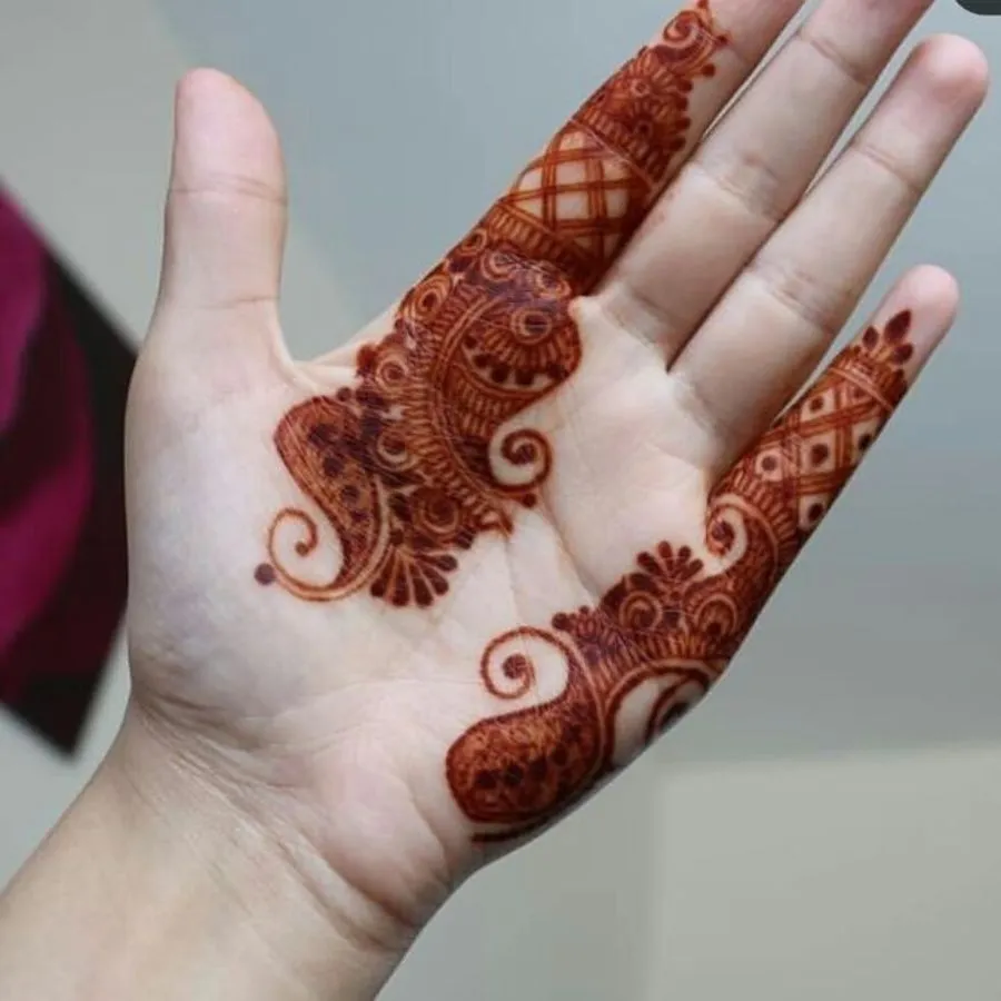 double bail mehndi