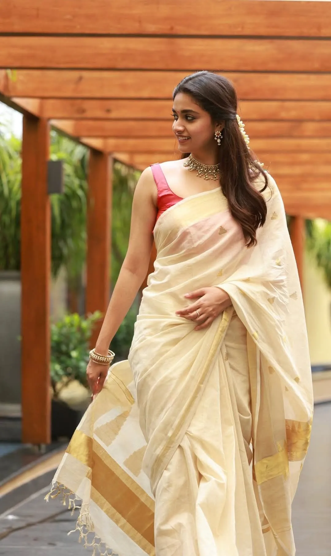 keerti suresh onam look