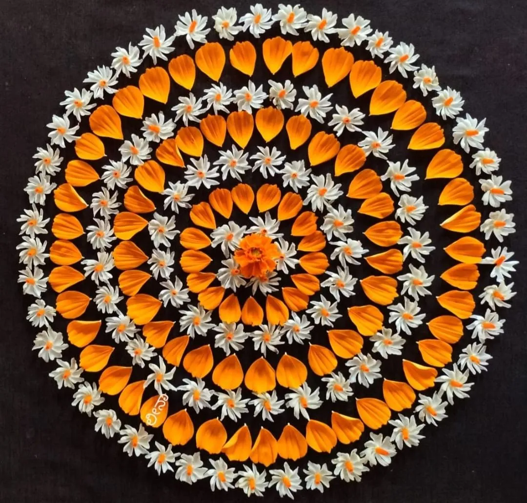 concentric circle pookalam