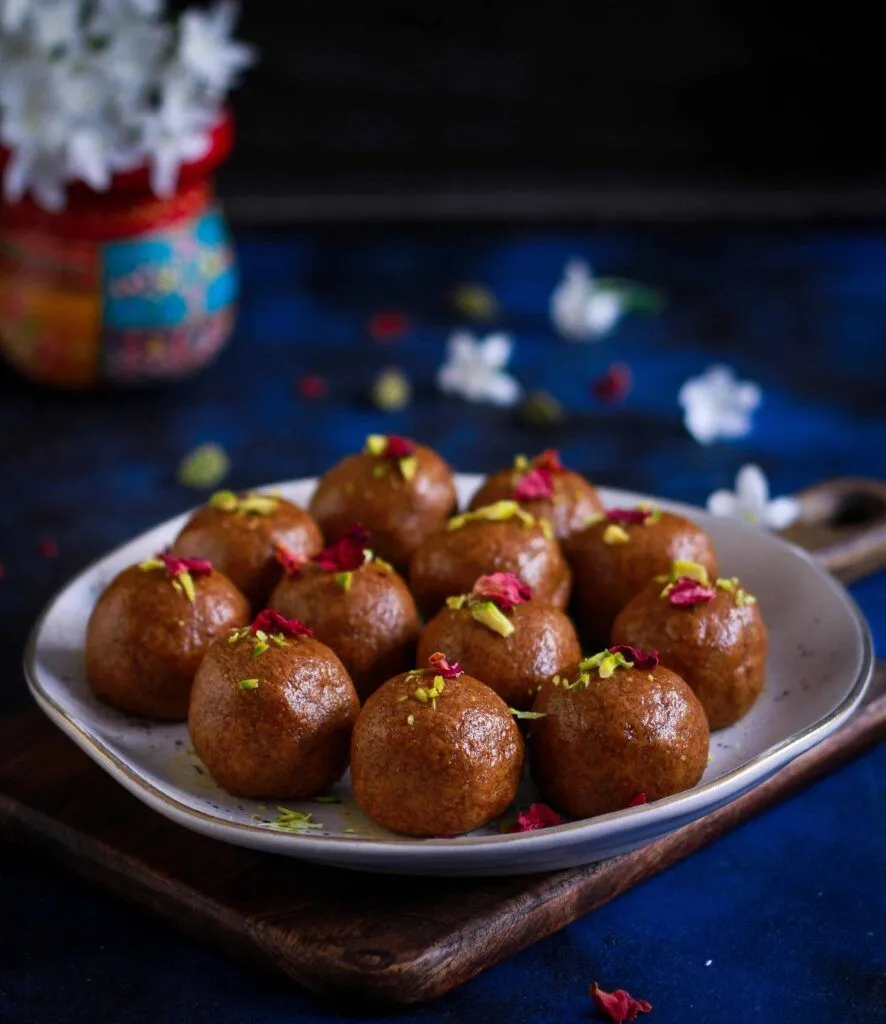 Besan Laddoo with Jaggery
