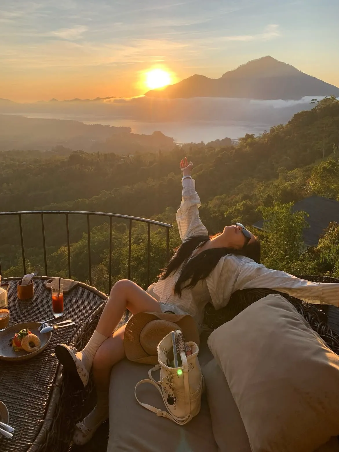 relax on vacation