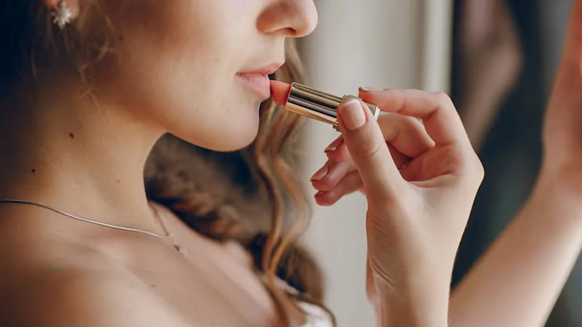 Nude Lipstick vs Brown Lipstick: Which Flatters Indian Skin Tones More?