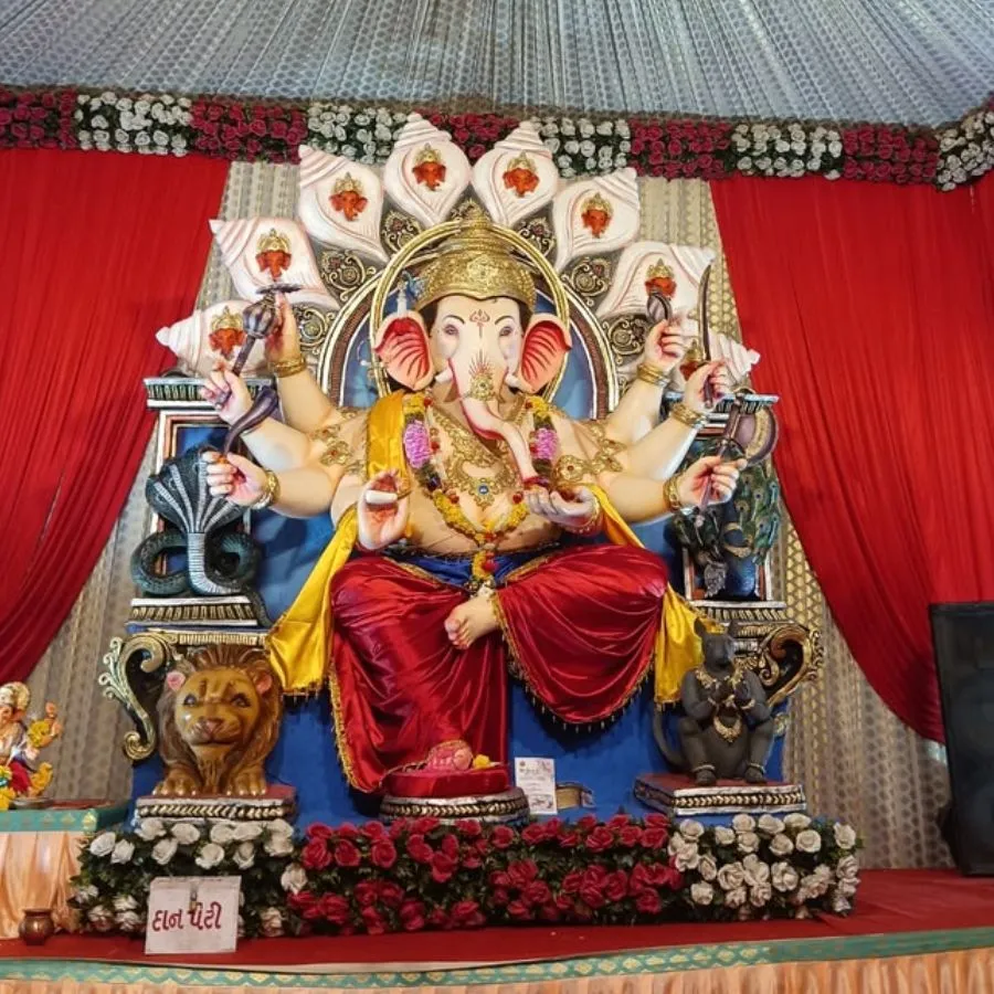 pandals in pune