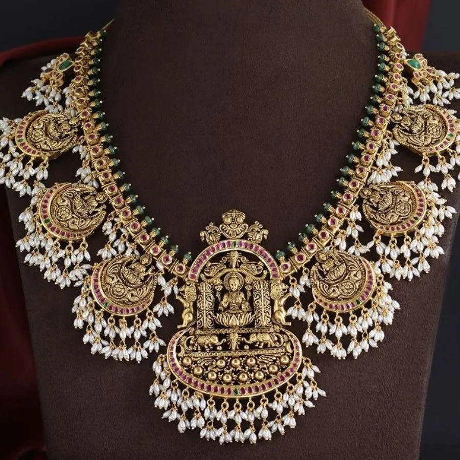 Guttapusalu necklace