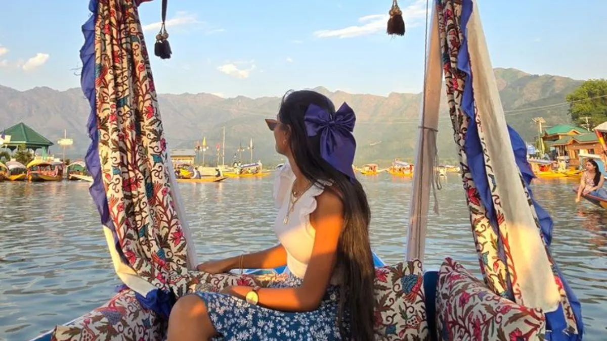 do nothing travel trend for women