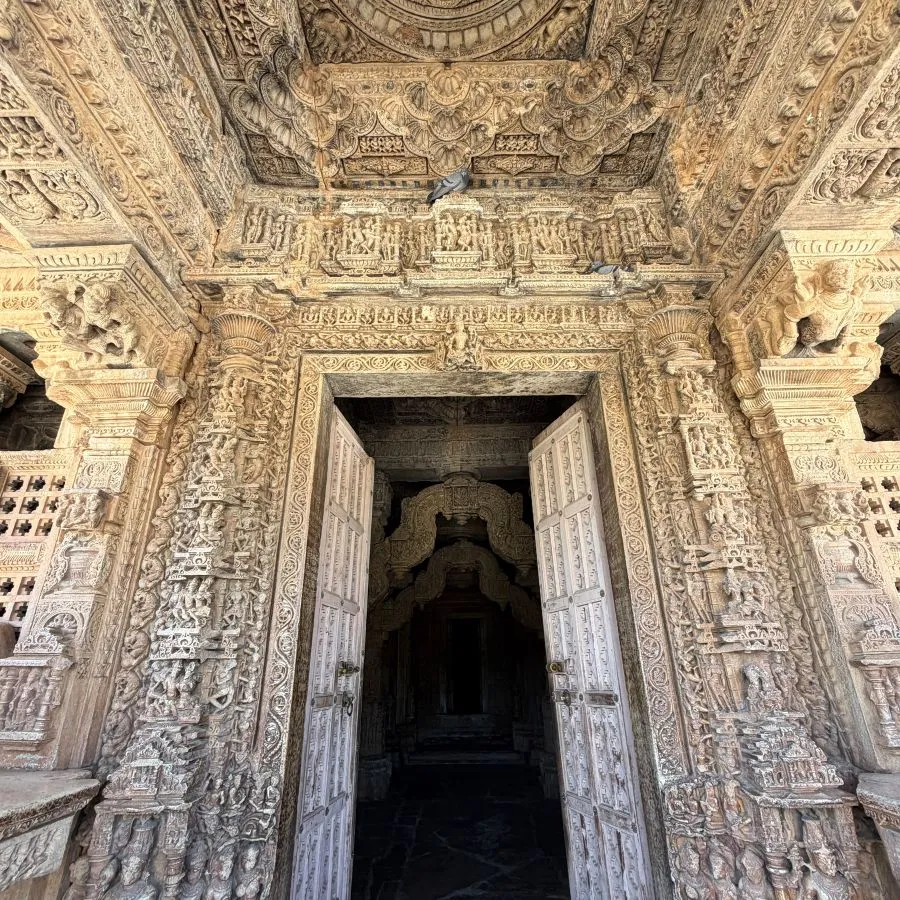 saas bahu mandir