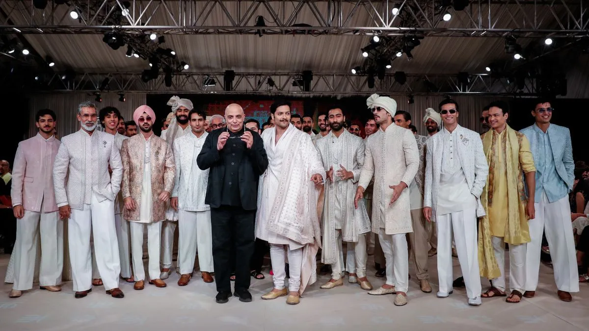 tarun tahiliani Ali Fazal at Lakme Fashion Week