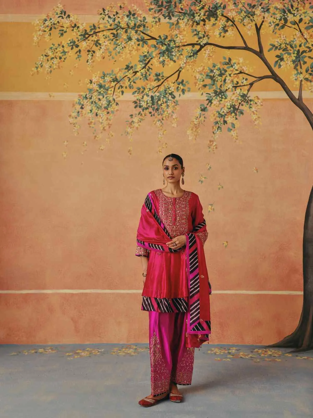Pink City By Sarika Suit-100kb
