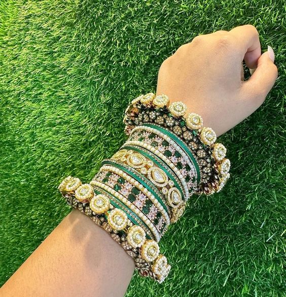 kangan set with bangles