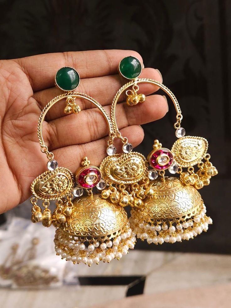 golden jhumki