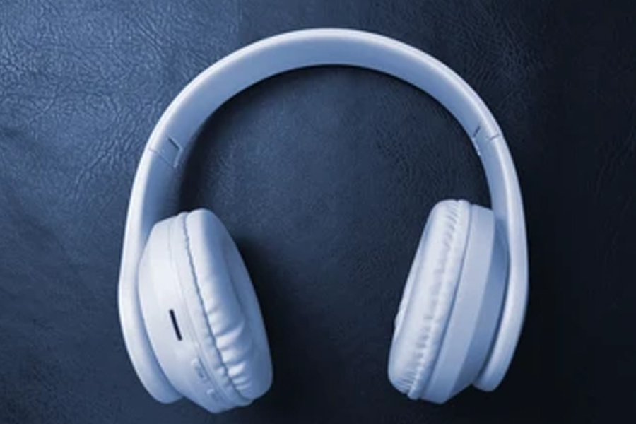 Noise-Canceling Headphones