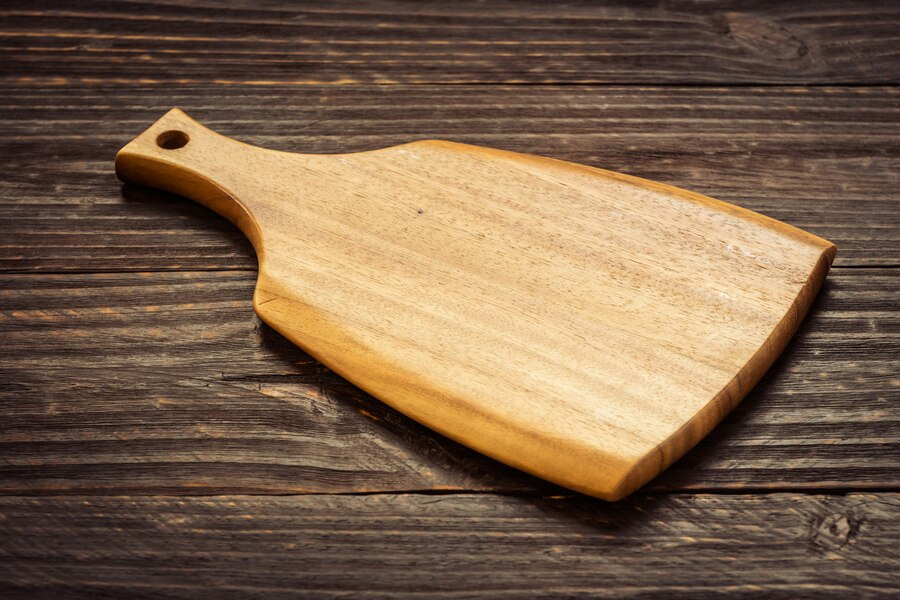 remove bacteria from cutting board