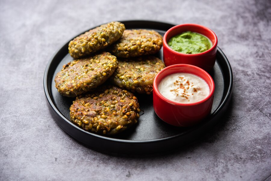 sprouted-moong-dal-tikki