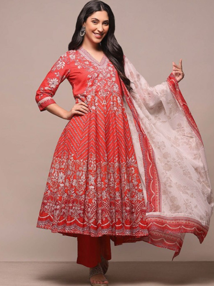 Embrodery work suit sets