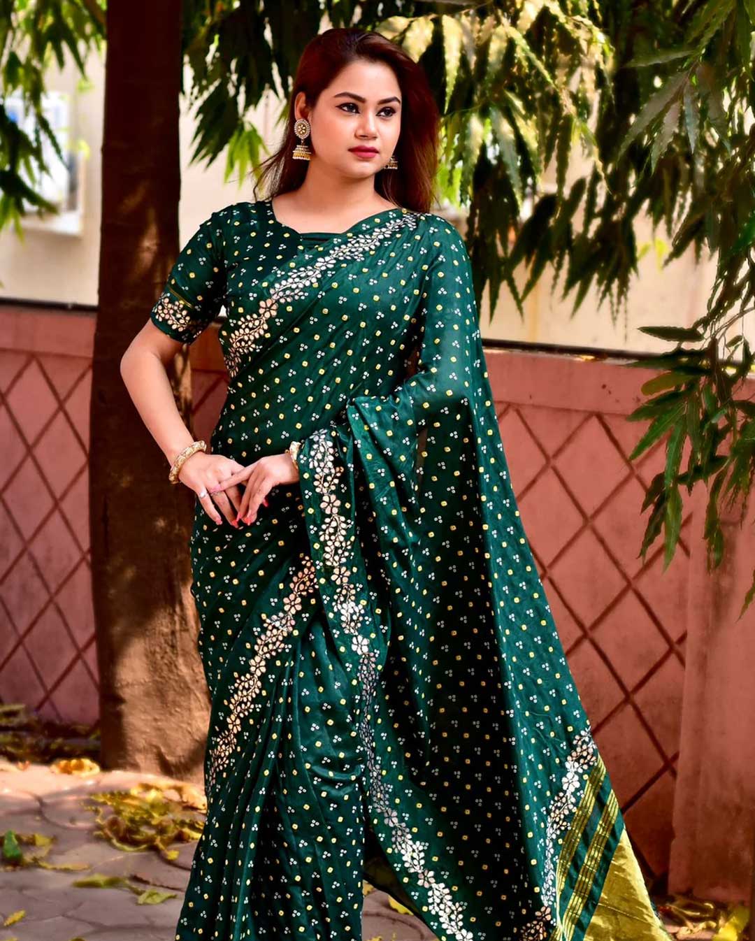 Bandhani Saree Designs (2)