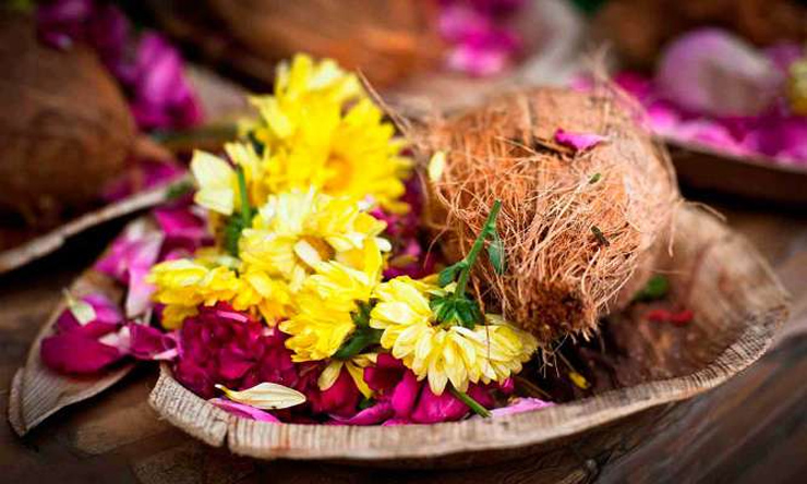 mandir ko kaise sameten