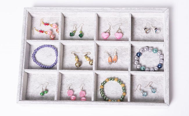 Accessories-and-jewellery (1)