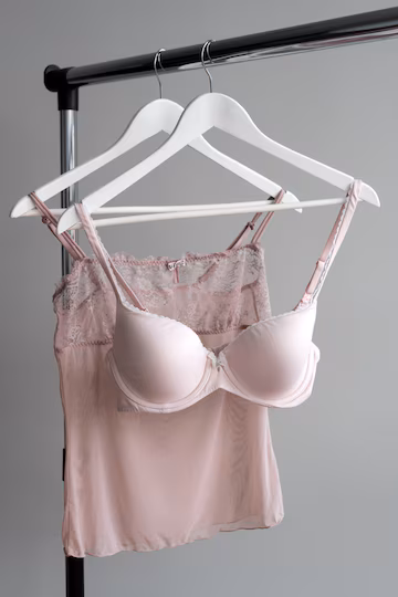 vareity-pink-bra-hanging-hanger_99272-932