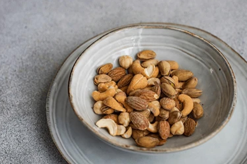 healthy fat for dark circles