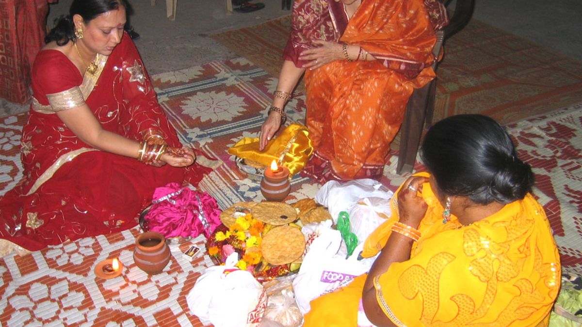 karwa chauth pr kaha diye jalane chahiye