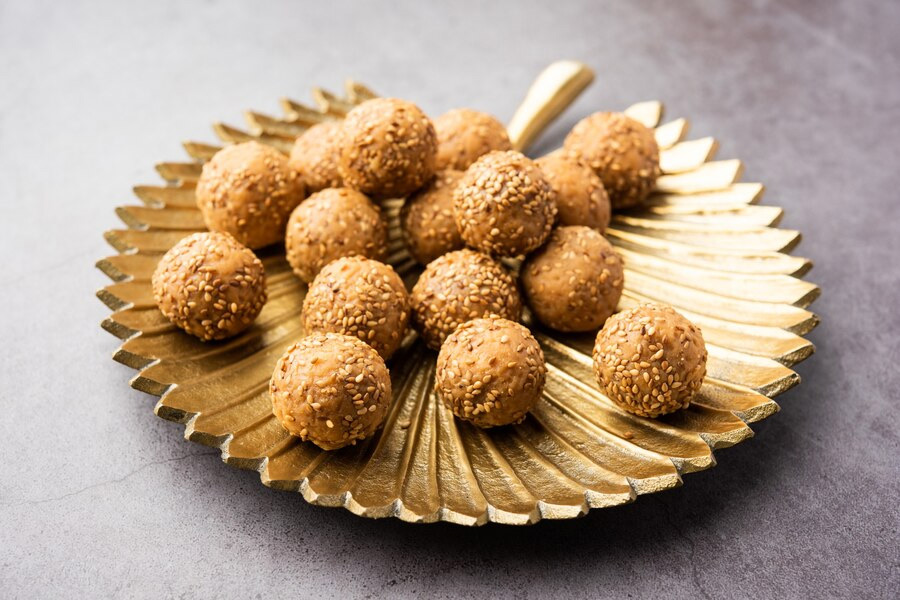 sesame jaggery balls recipe