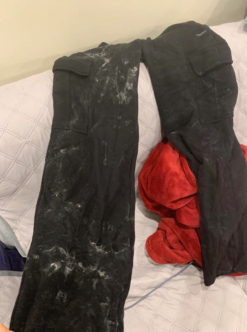 How to remove detergent stains from washing machine