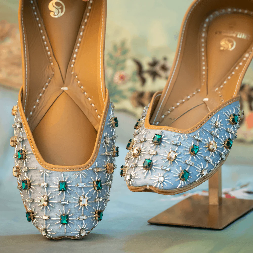 stone work punjabi jutti