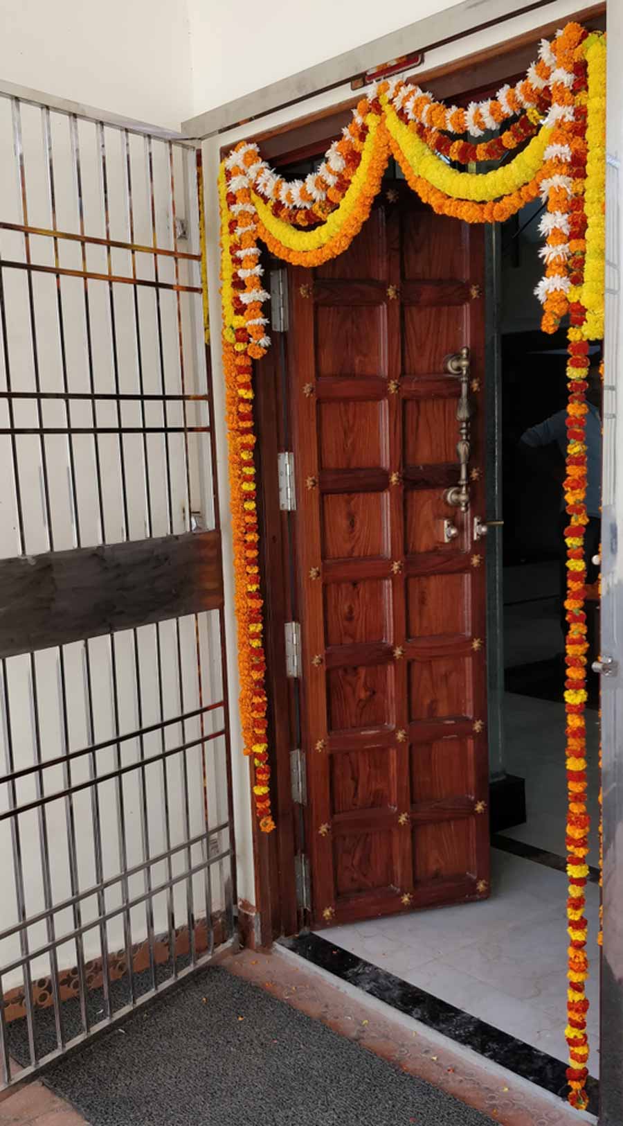 main gate decoration in diwali