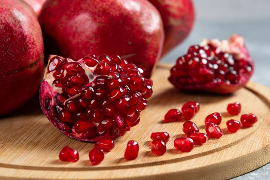 pomegranate peeling hacks