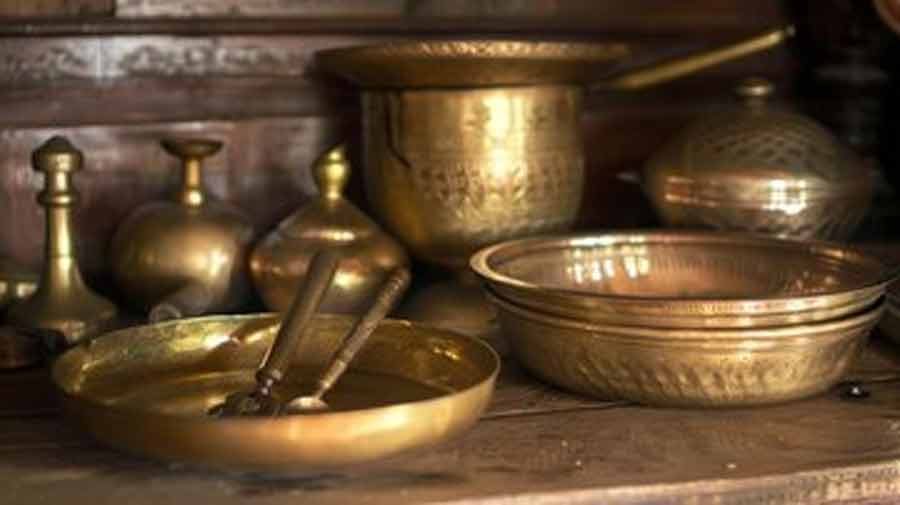 cleaning tips for brass and copper utensils