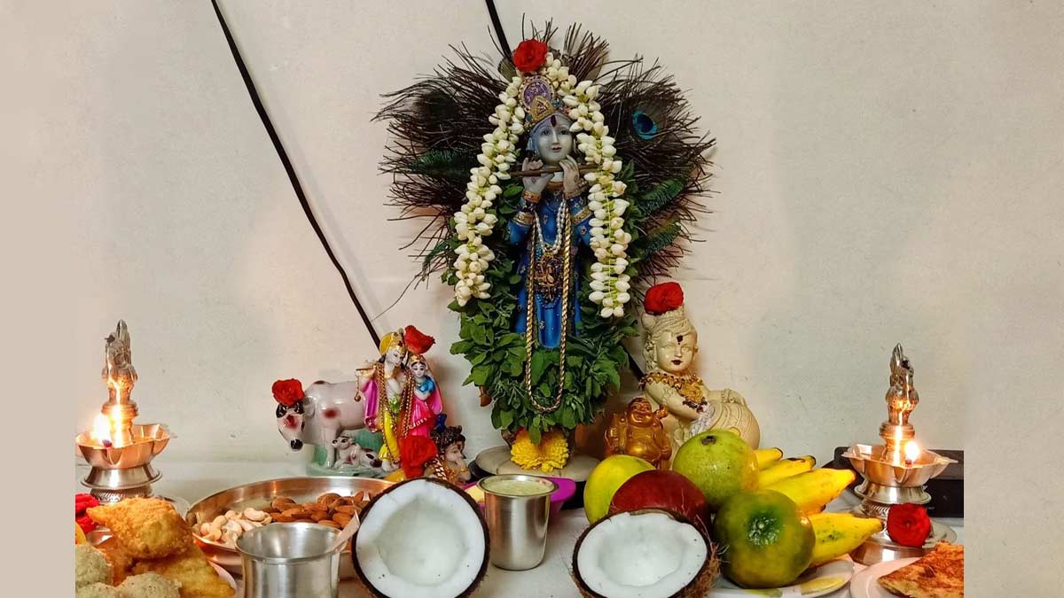 choti diwali pr kare bhagwan krishna ki stuti