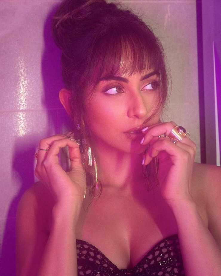 Smokey eye makeup look