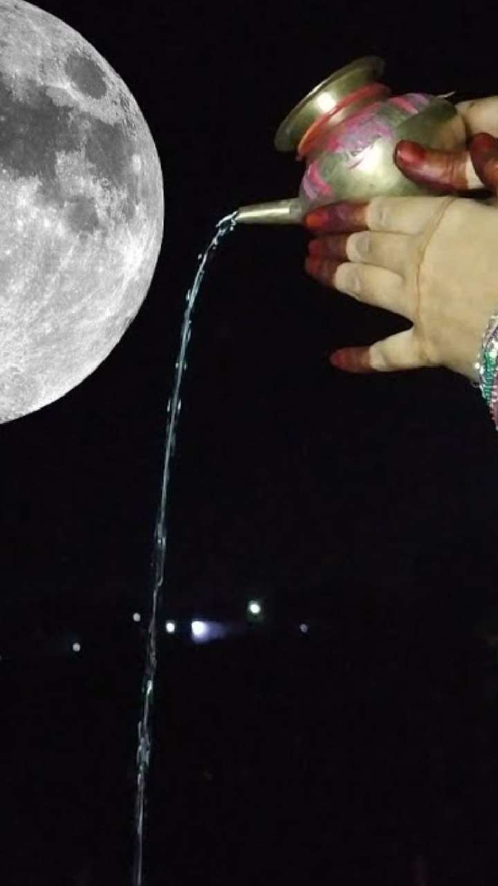 How to offer water to Chandrama