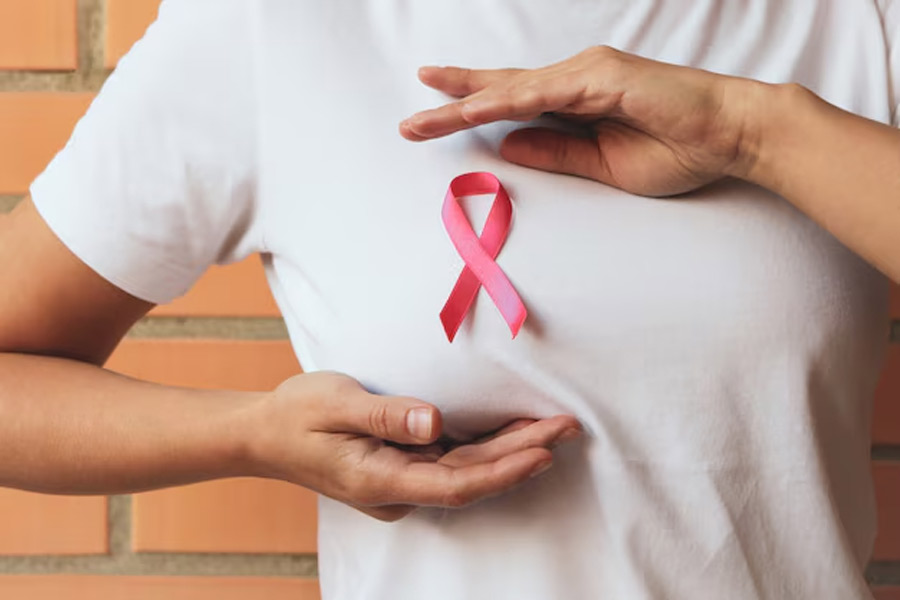 breast cancer sign and symptoms