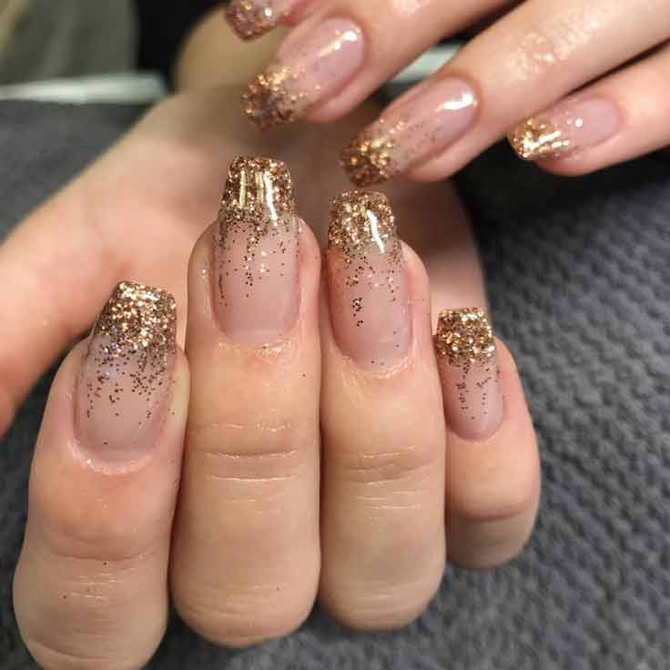 Gliter nail art