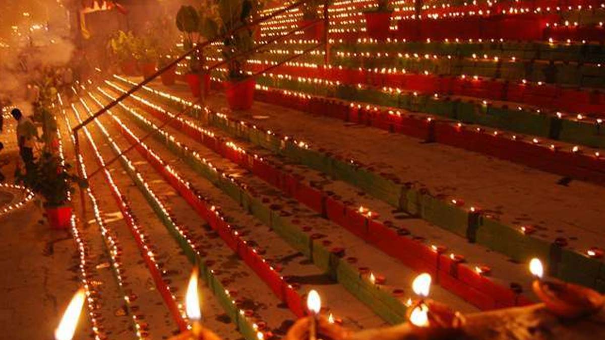 dev deepawali 2024 how to plan budget trip from hyderabad to varanasi